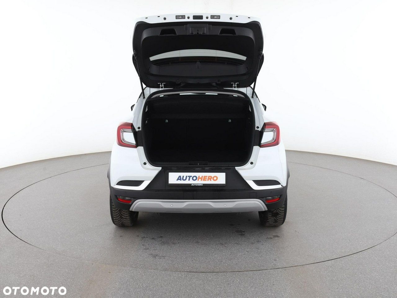 Renault Captur E-TECH PLUG-in 160 INTENS - 19
