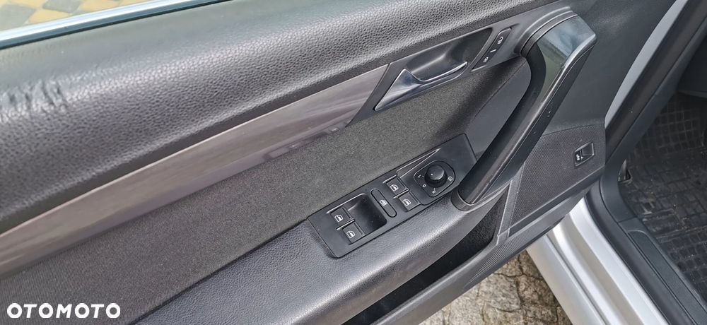 Volkswagen Passat 2.0 TDI Comfortline DSG - 10