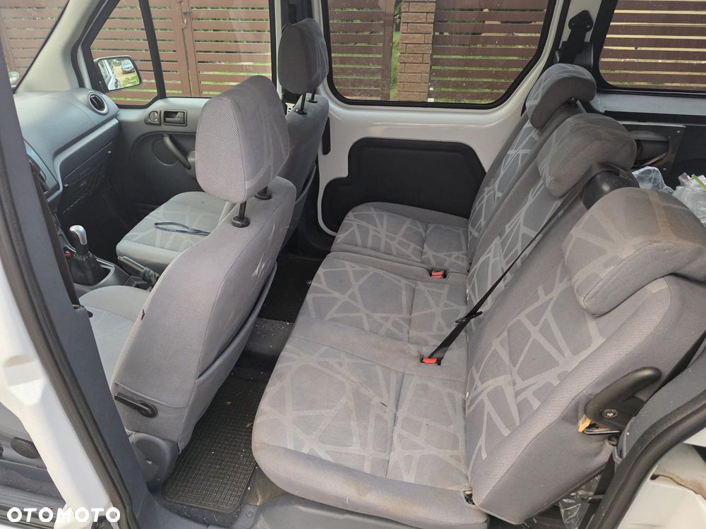 Ford Tourneo Connect - 4
