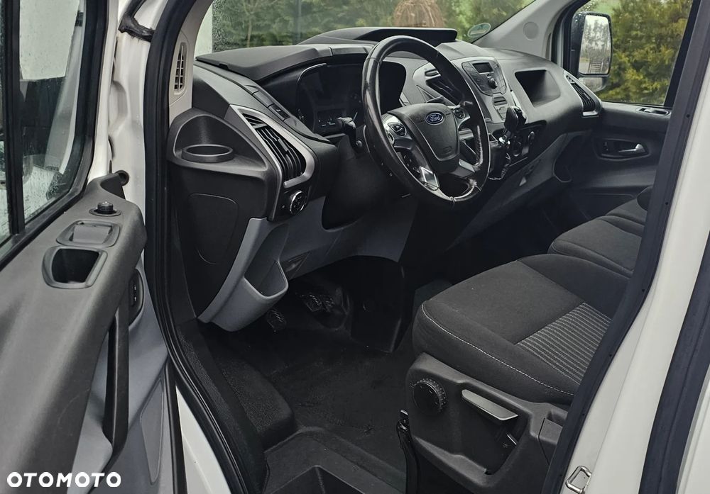 Ford Transit Custom - 23