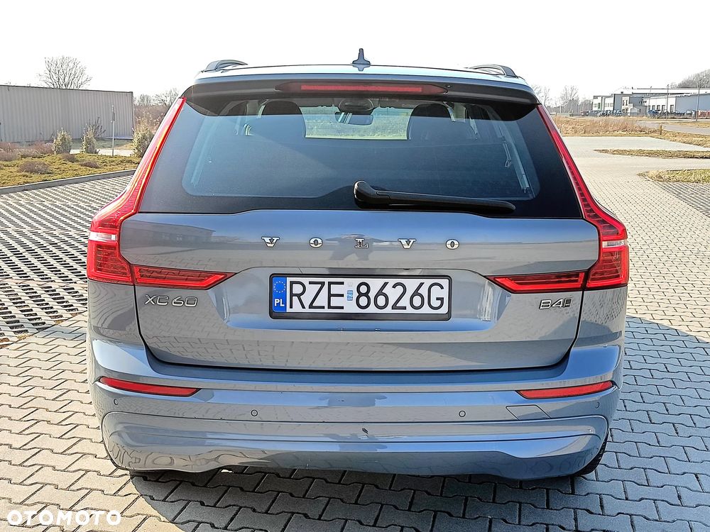 Volvo XC 60 B4 D AWD Core - 6