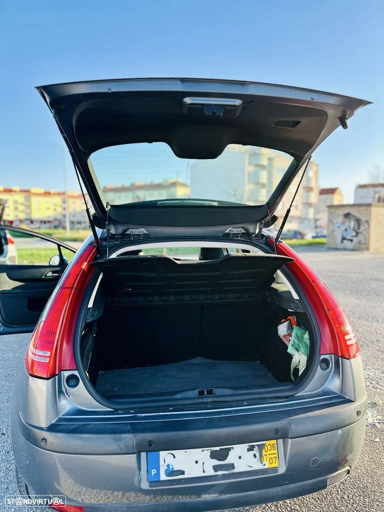 Citroën C4 1.4 16V SX - 14