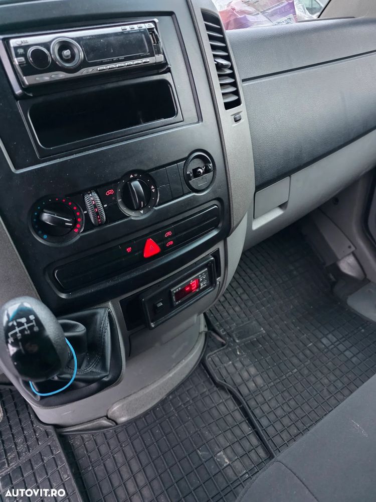 Volkswagen Crafter - 7