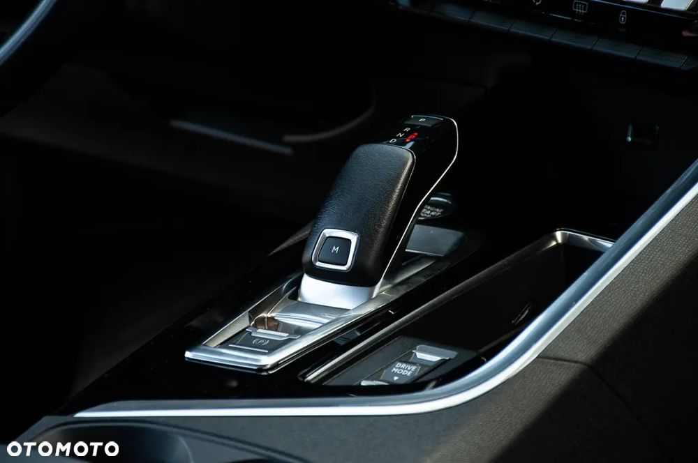 Peugeot 5008 2.0 BlueHDI GT S&S EAT8 - 19