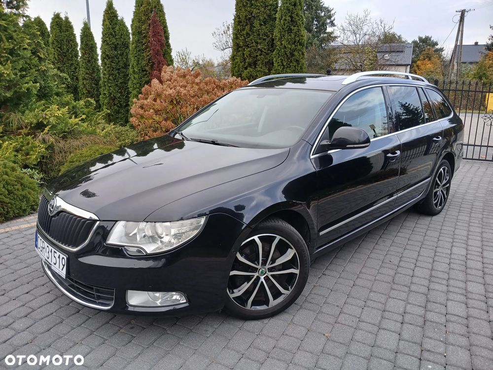 Skoda Superb 2.0 TDI Exclusive - 2