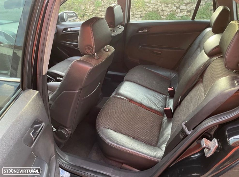 Opel Astra Caravan 1.7 CDTi Cosmo - 6