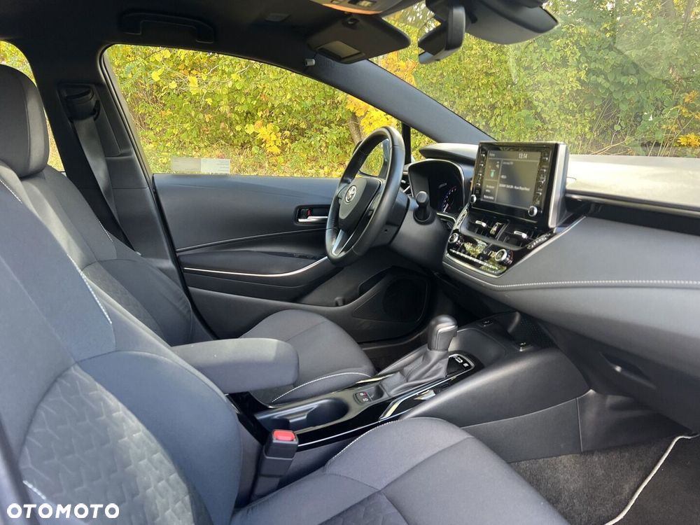 Toyota Corolla 1.8 Hybrid Comfort - 9