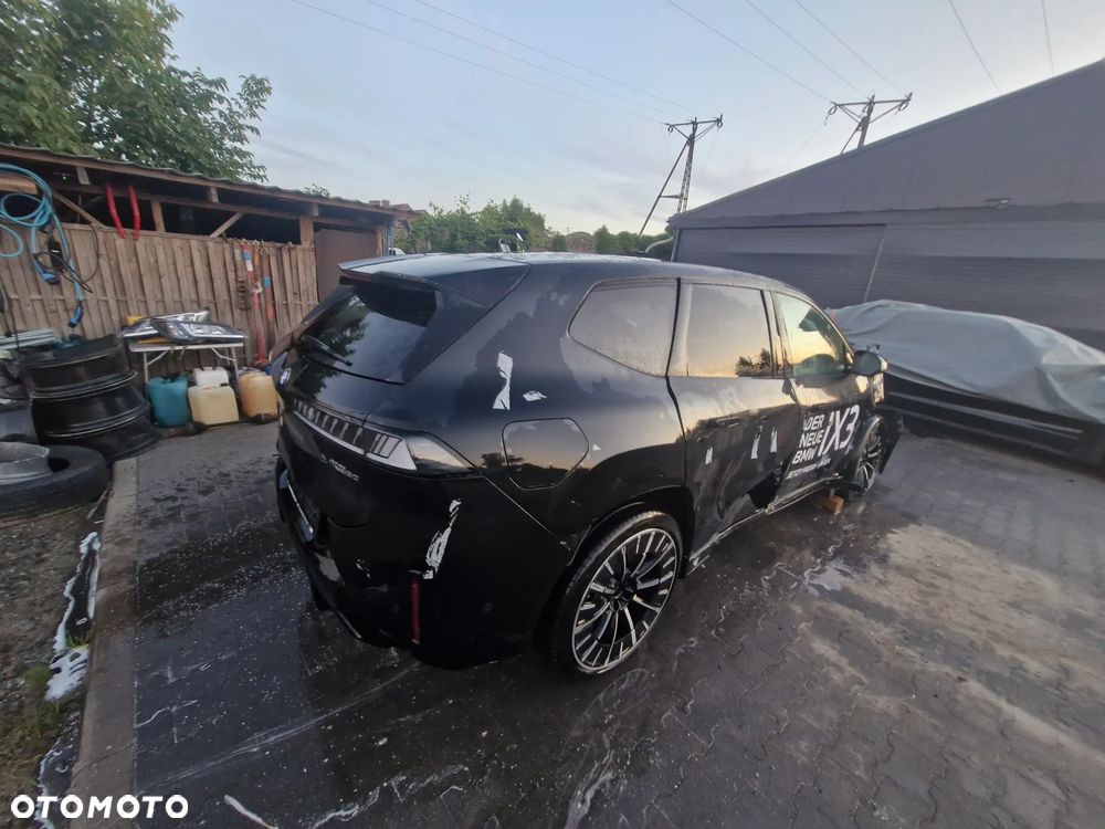 BMW iX3 50 xDrive 113.4kWh - 11