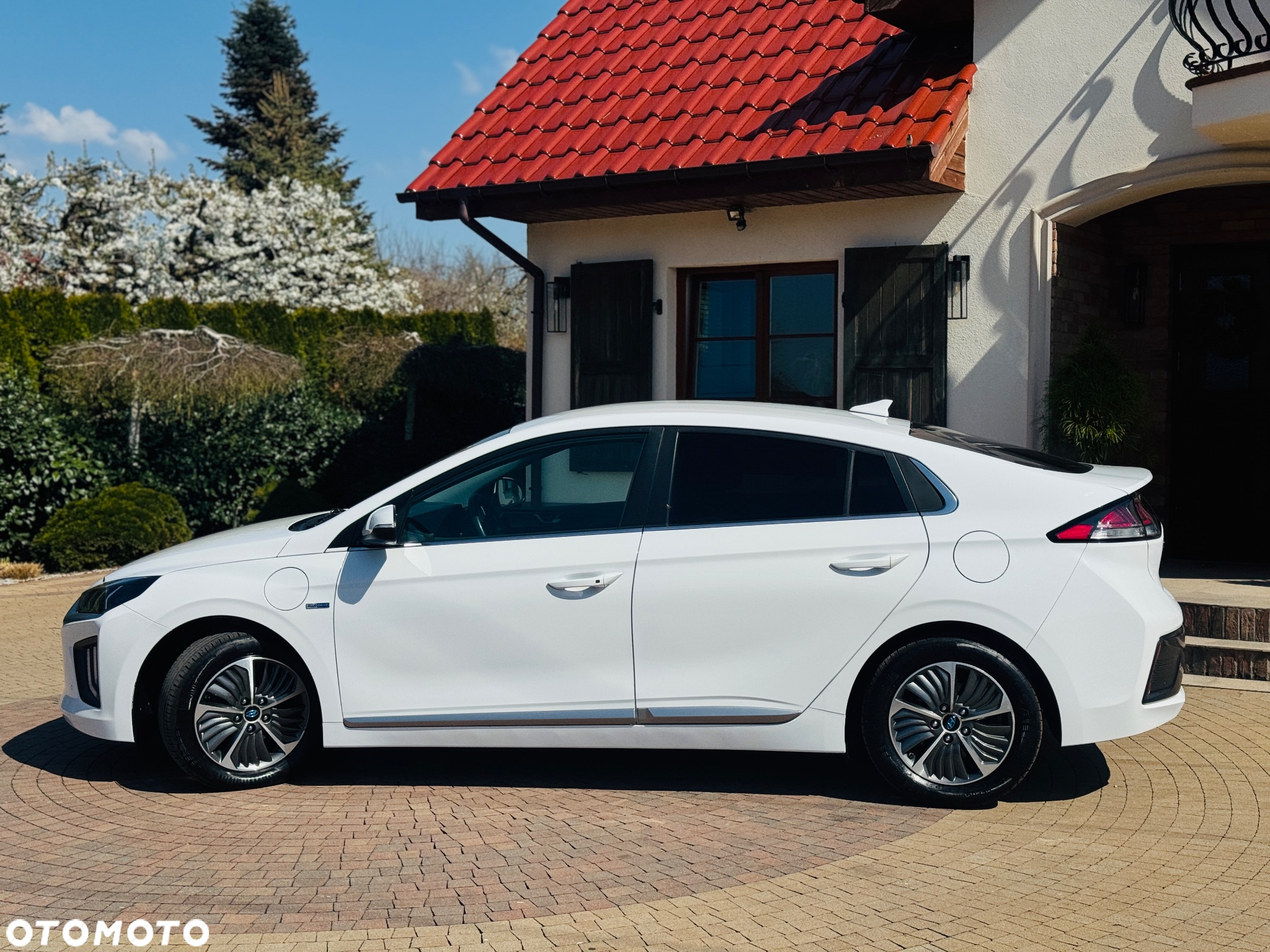 Hyundai IONIQ Plug-in-Hybrid 1.6 GDI Premium - 29