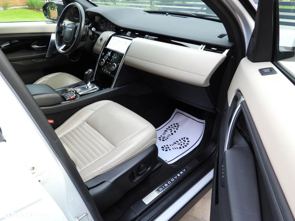 Land Rover Discovery Sport 2.0 TD4 HSE Luxury - 28