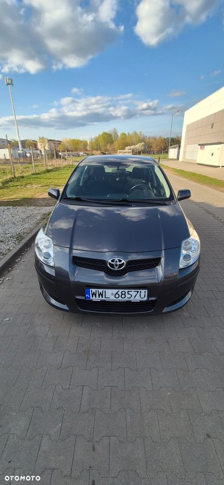 Toyota Auris 1.6 VVT-i Luna MM - 1