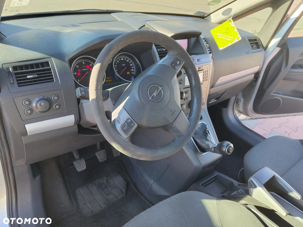 Opel Zafira 1.9 CDTI - 6