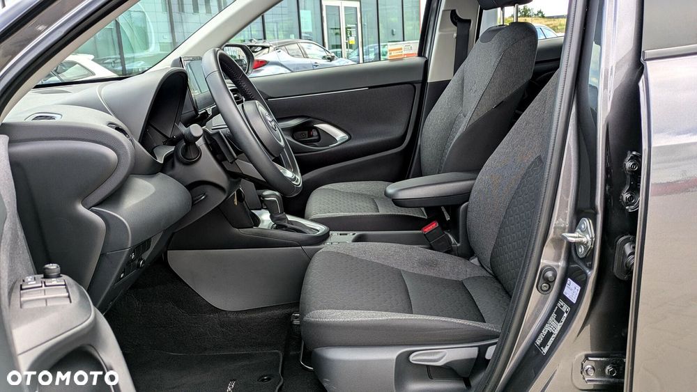 Toyota Yaris Cross - 8