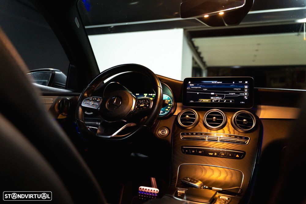 Mercedes-Benz GLC 300 e Coupé 4Matic - 19