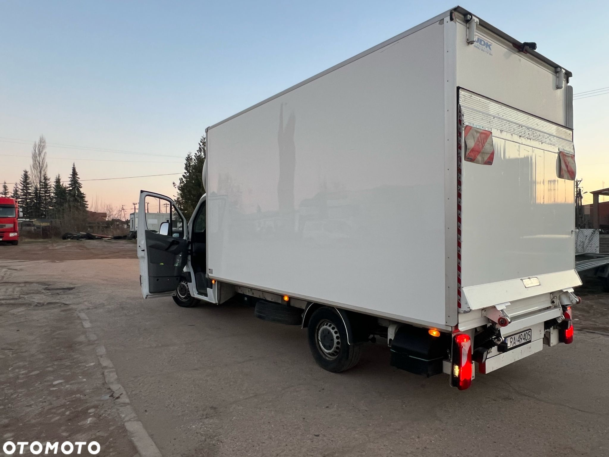 Mercedes-Benz Sprinter - 26