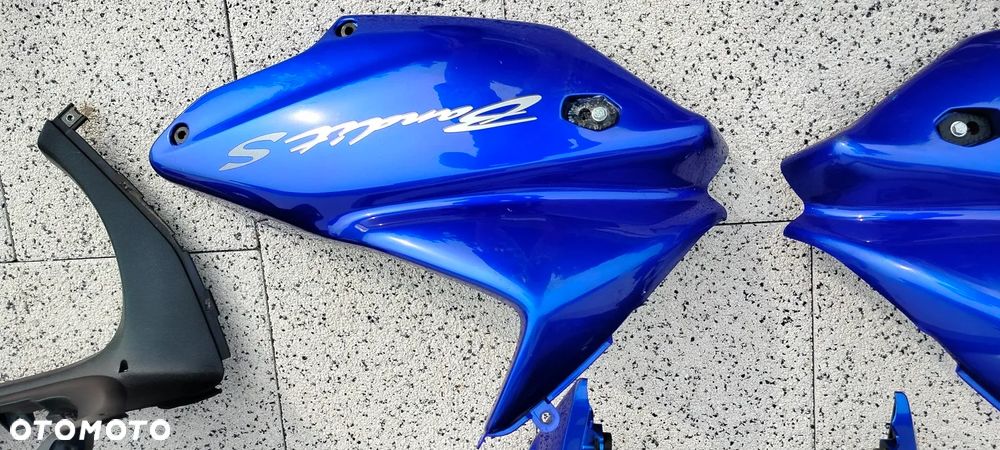 SUZUKI BANDIT 600 1200 Owiewka Czasza Szyba Nosek Wypełnienie Zegarów - 25