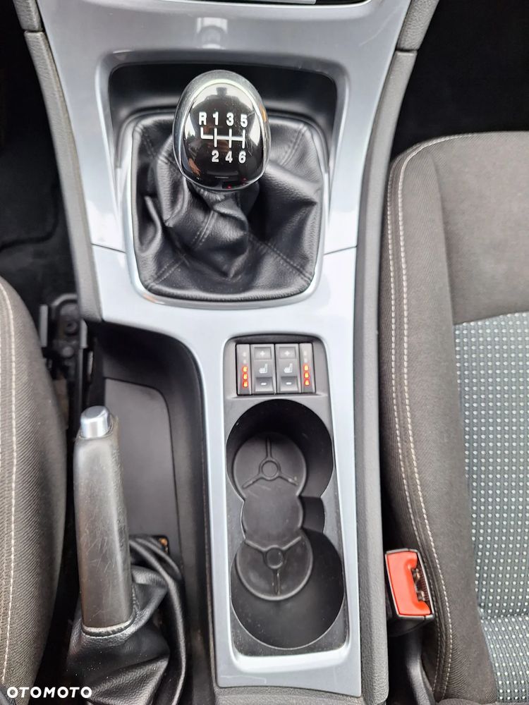 Ford Mondeo 2.0 TDCi Ambiente - 31