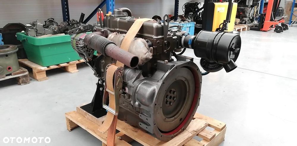 SILNIK YANMAR 4TNE88-PG 16,4 kW / 1500 rpm 2189cc 11500 zł netto - 5