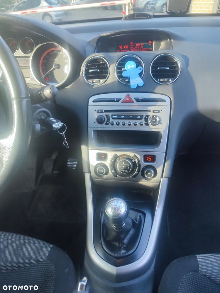 Peugeot 308 1.6 HDi Premium - 14