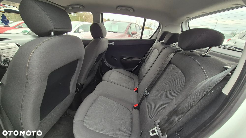 Hyundai i20 1.2 Edition Plus - 17