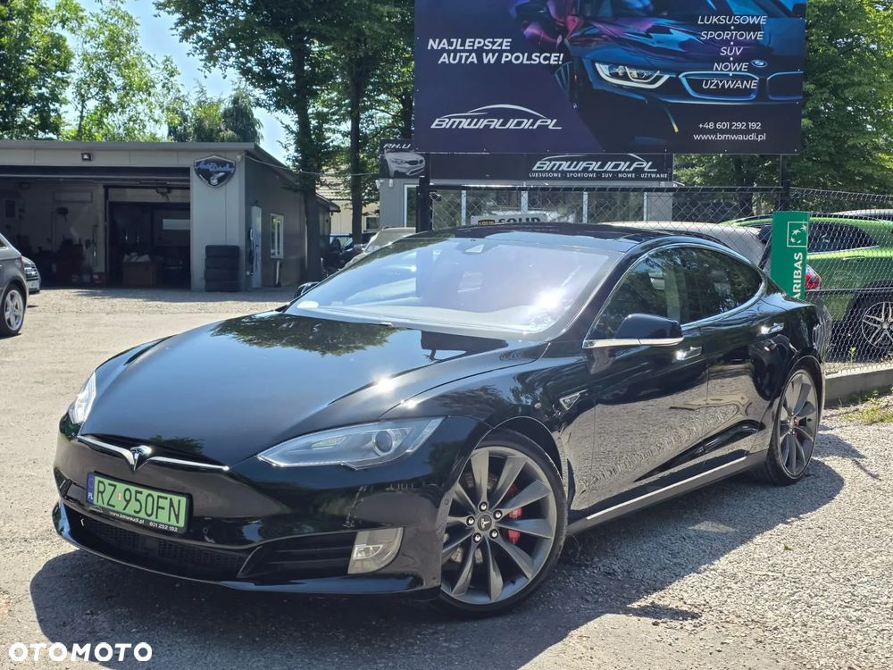 Tesla Model S 85 - 2