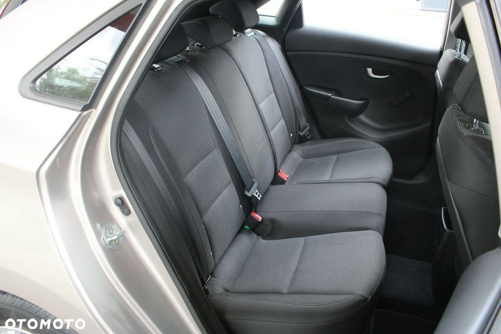Hyundai i30 1.4 Family+ - 12