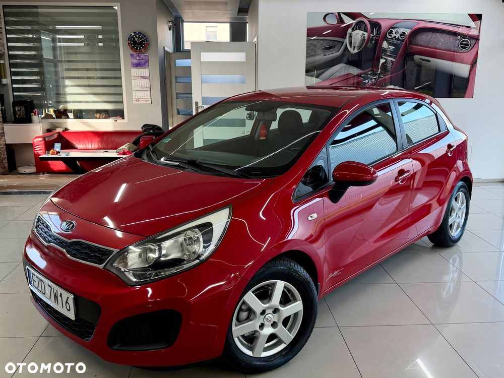 Kia Rio 1.2 L - 40