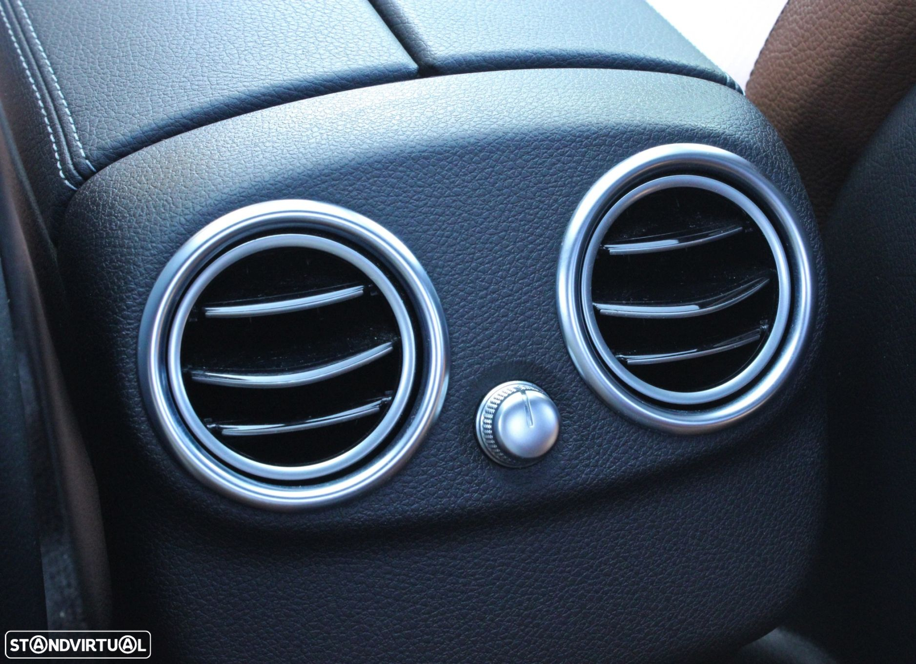 Mercedes-Benz C 300 d AMG Line - 17