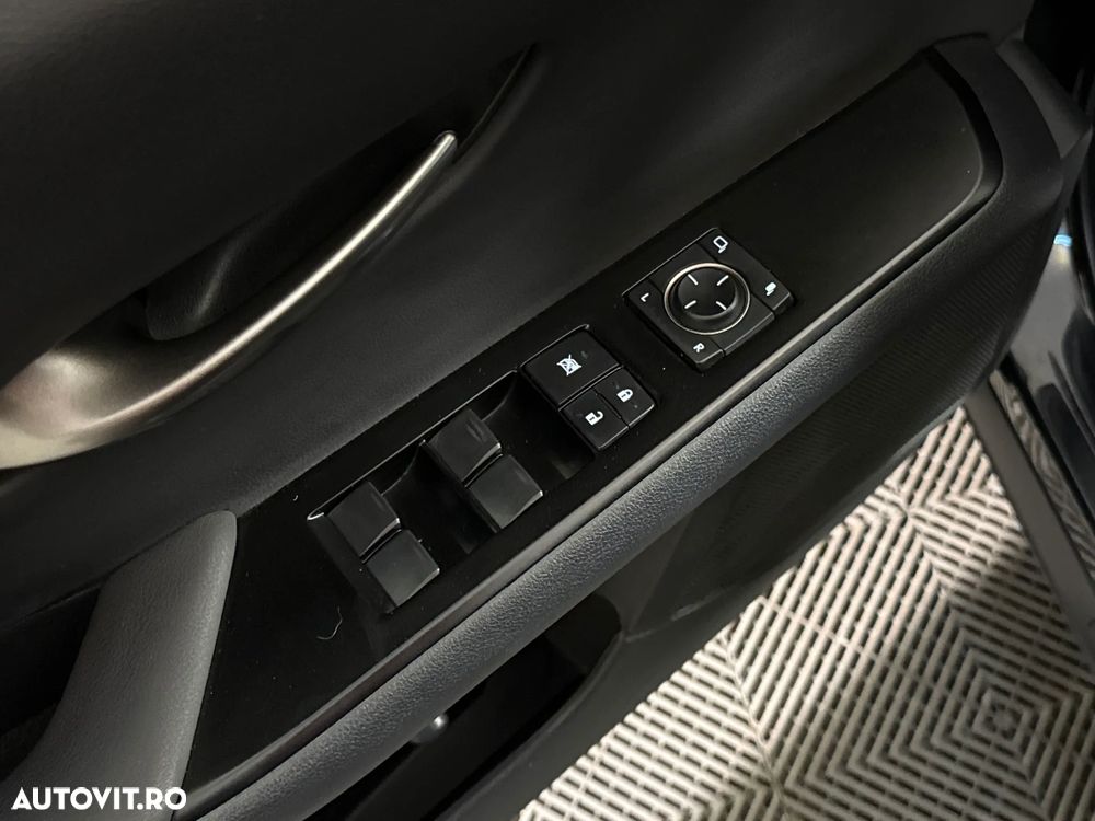 Lexus UX - 14