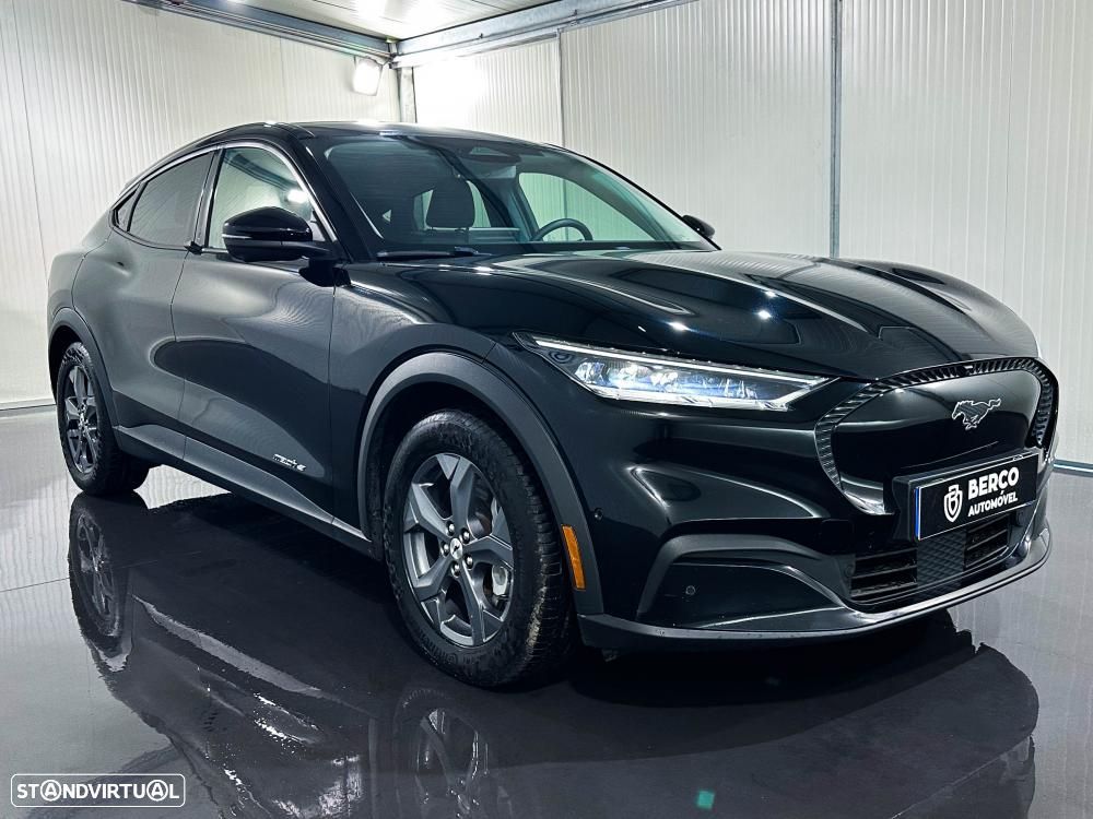 Ford Mustang Mach-E 75.7 kWh Base - 4