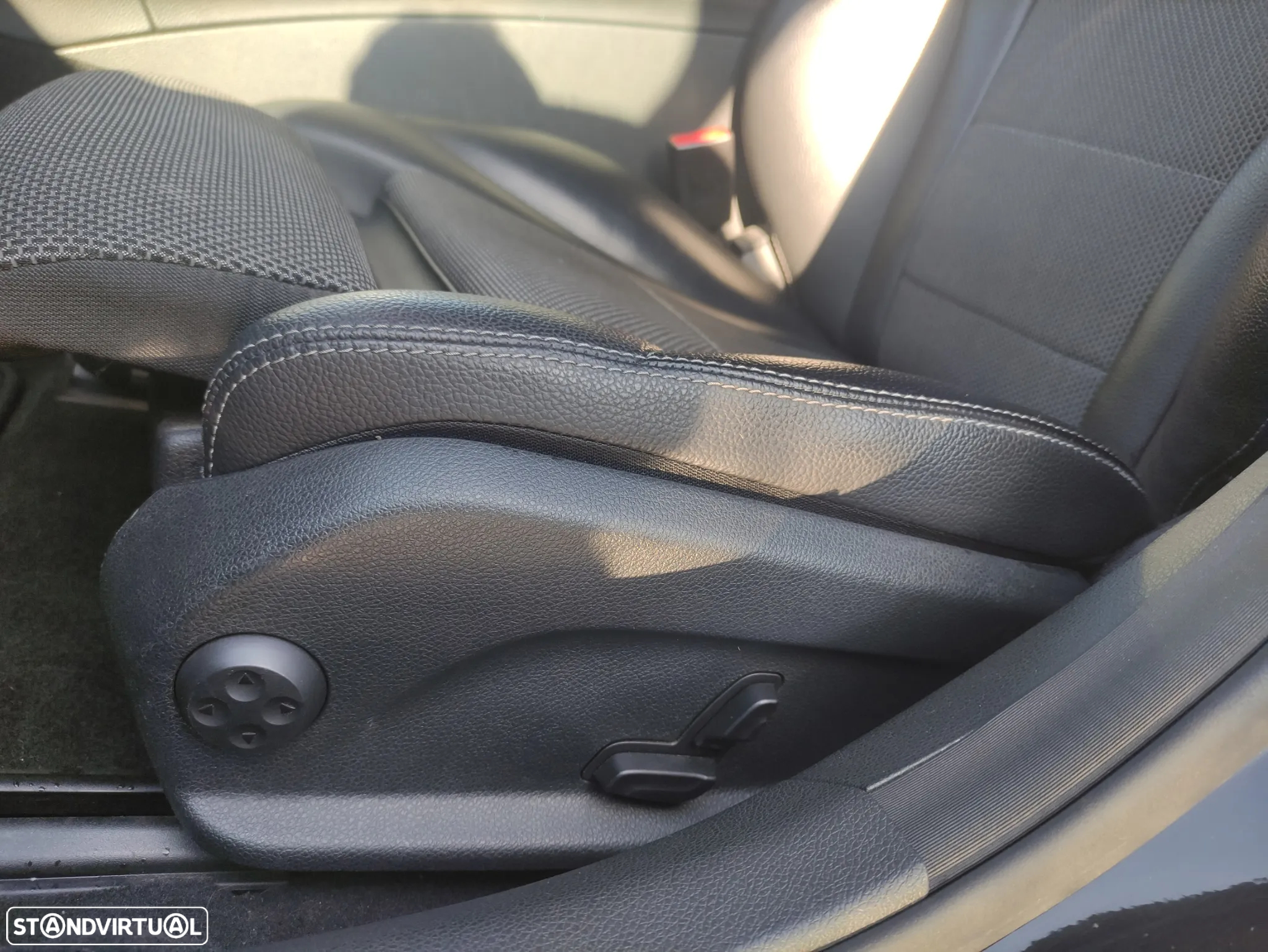 Mercedes-Benz C 220 BlueTEC Avantgarde Aut. - 26