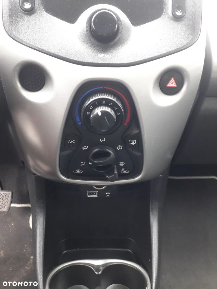 Toyota Aygo x-cite Style Selection - 8