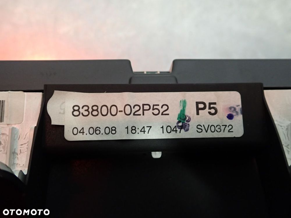 LICZNIK TOYOTA COROLLA E15 - 10