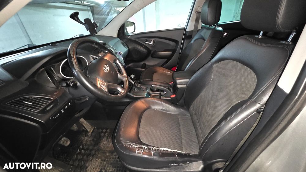 HYUNDAI ix35 2011 — imagine 4