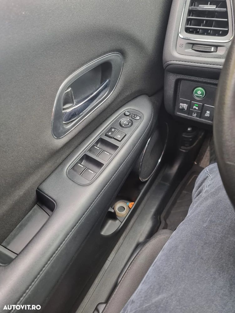 Honda HR-V 1.5 i-VTEC M/T Elegance - 8