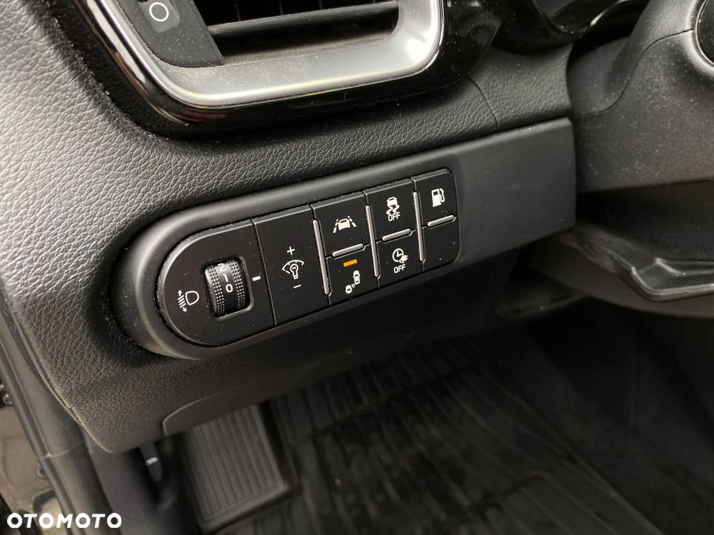 Kia Ceed 1.6 GDI PHEV Business Line DCT - 16