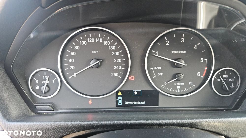 BMW Seria 3 318d Modern Line - 23