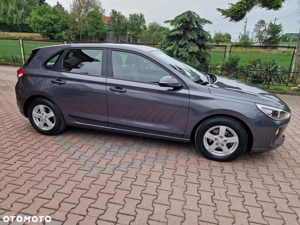 Hyundai i30 1.4 GO Plus - 38
