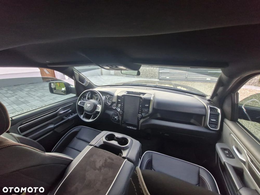 RAM 1500 ver-5-7-quad-cab-laramie - 30