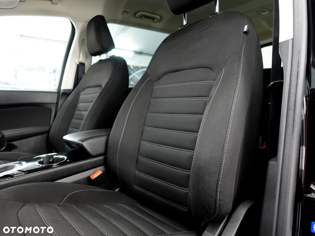 Ford Galaxy 2.0 TDCi Titanium - 16