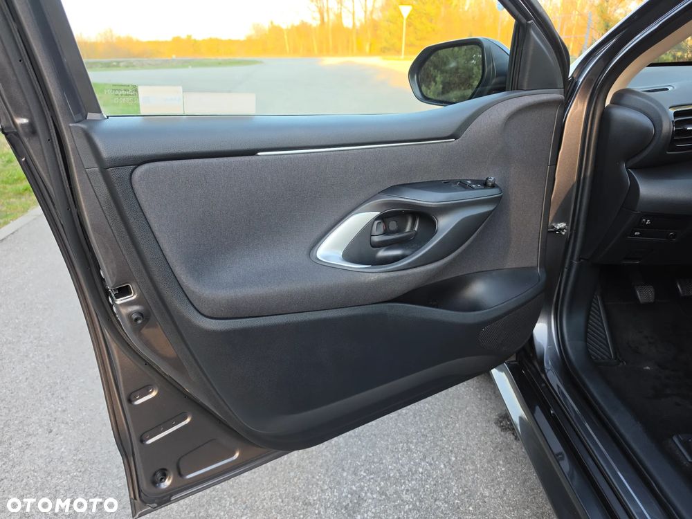 Toyota Yaris 1.5 Comfort - 22