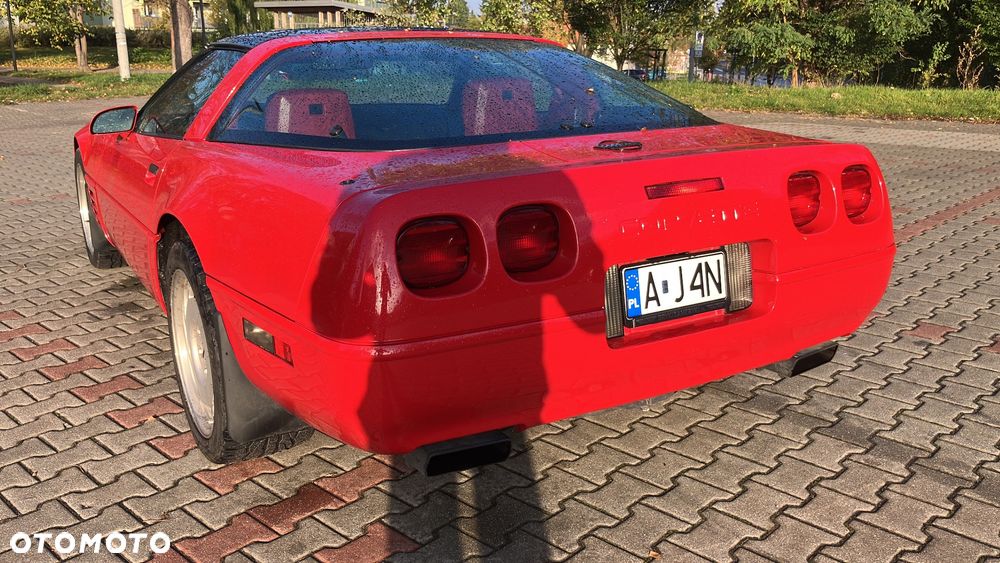 Chevrolet Corvette - 6