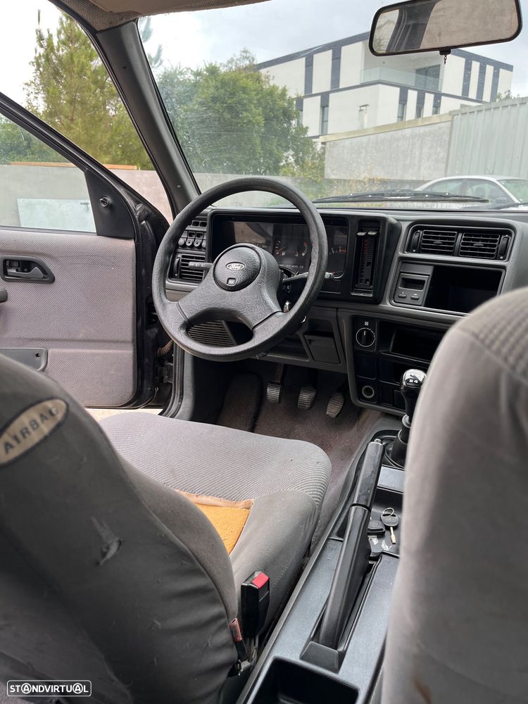 Ford Sierra 2.0i Ghia - 5