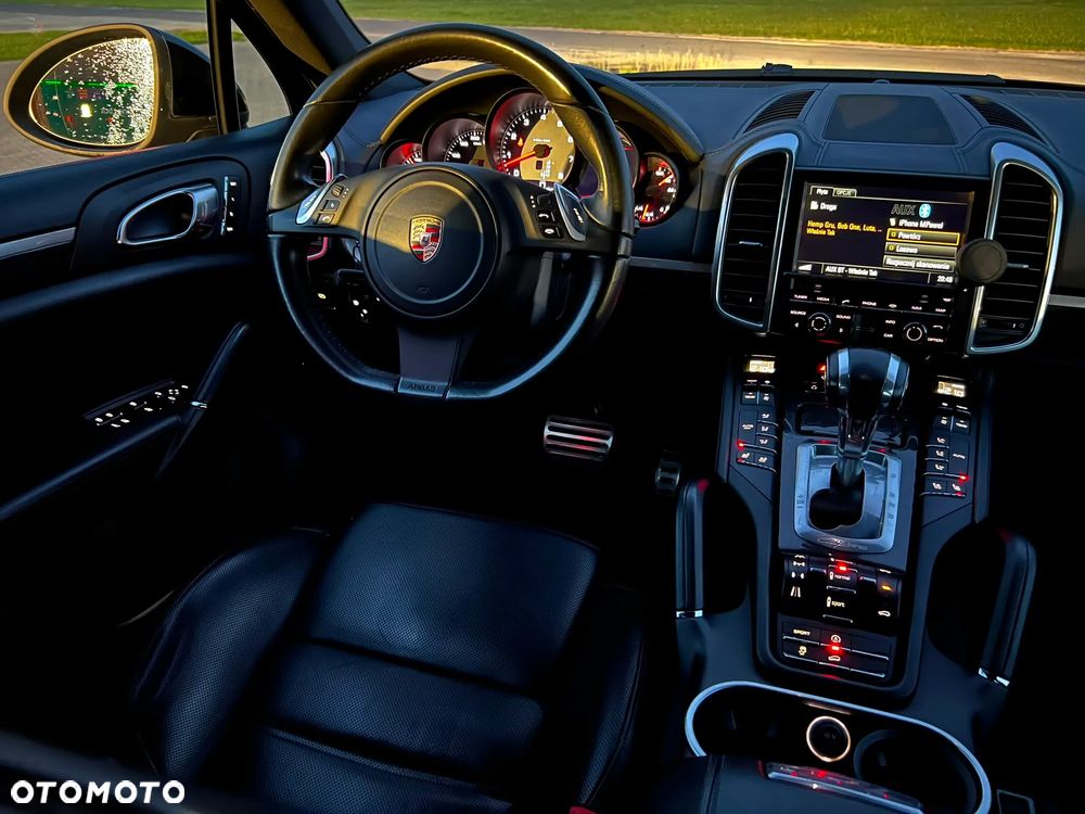 Porsche Cayenne - 13