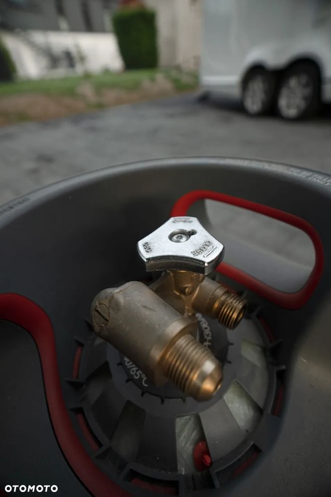KNAUS DESEO 400 - 12