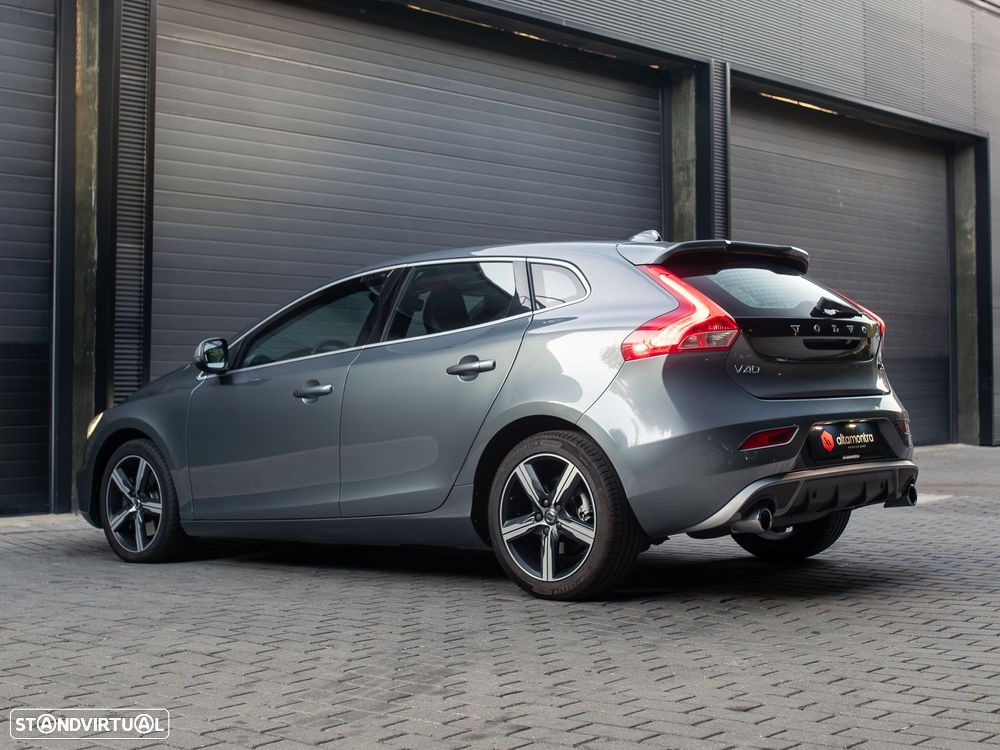 Volvo V40 2.0 D3 R-Design Geartronic - 11
