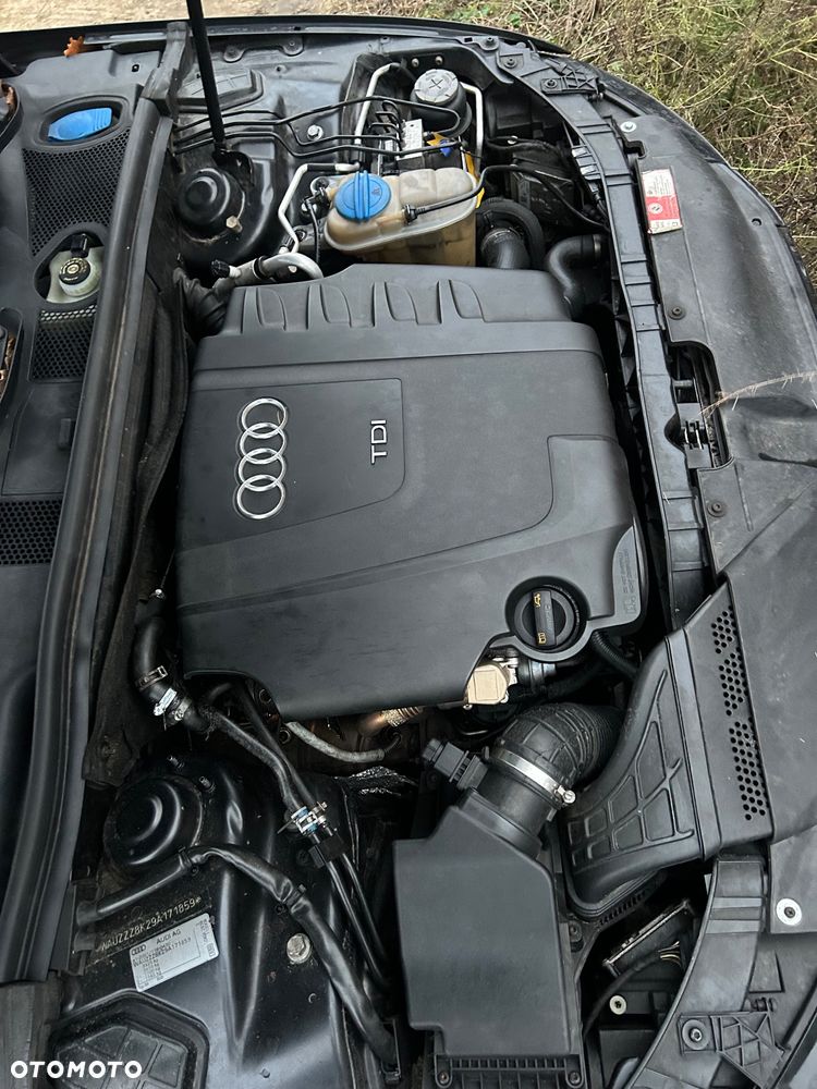 Audi A4 Avant 2.0 TDI DPF multitronic S line Sportpaket - 13