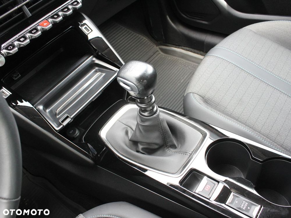 Peugeot 208 1.2 PureTech Allure Pack S&S - 20