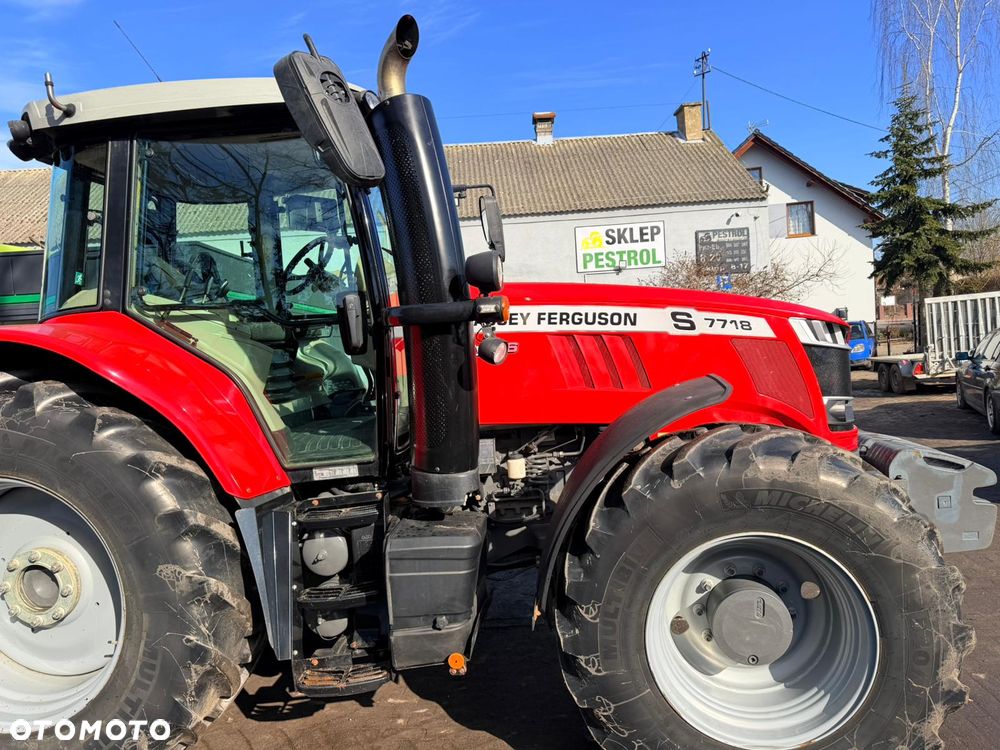 Massey Ferguson 7718S - 12