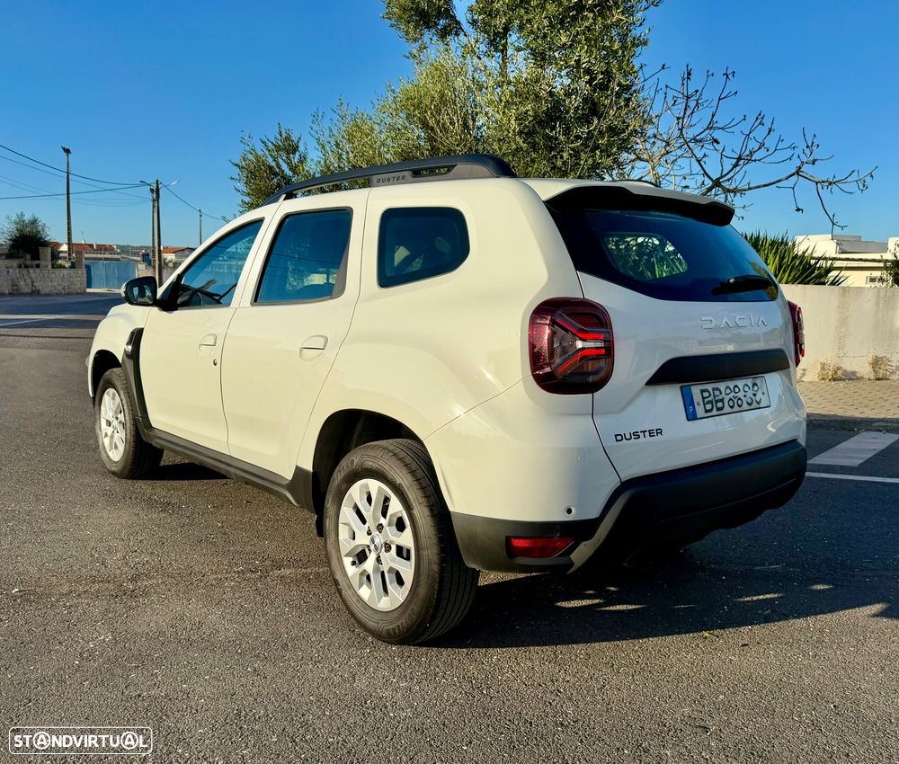 Dacia Duster 2023 photo 2
